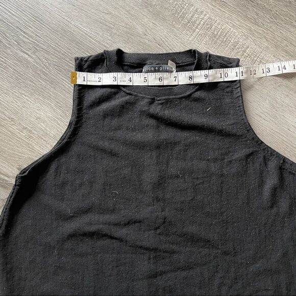 ALICE AND OLIVIA Karma Crewneck High-low Tank - Picture 8 of 10